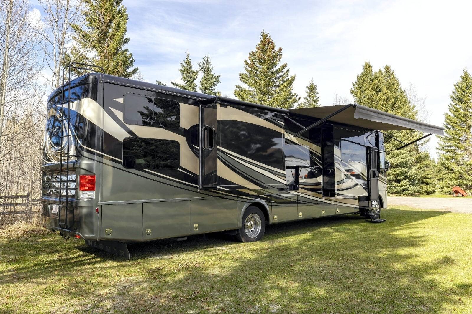 Mobile RV repair in the Sturgis, Michigan area.